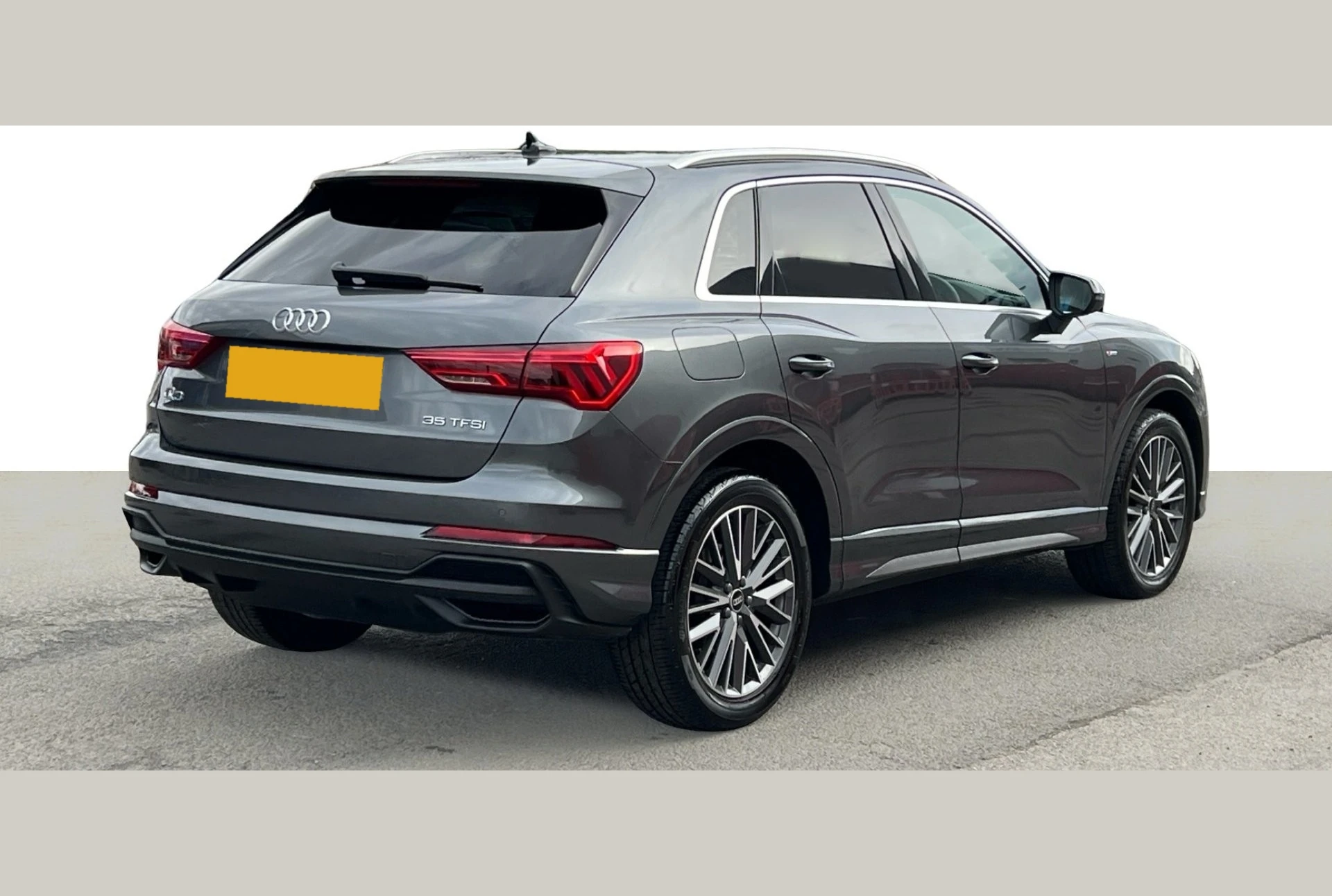 Audi Q3, photo 2 of 6