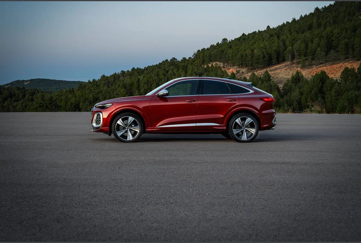 Audi Q5 Sportback, photo 3 of 6