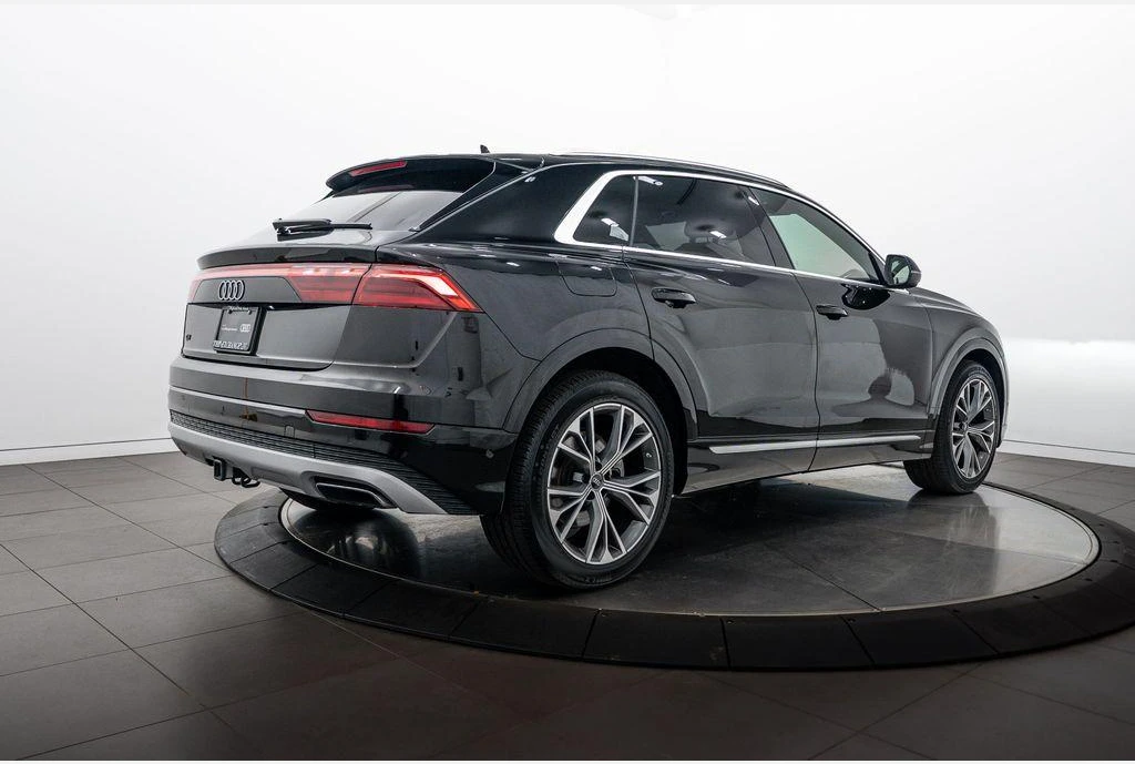 Audi Q8, photo 2 of 6