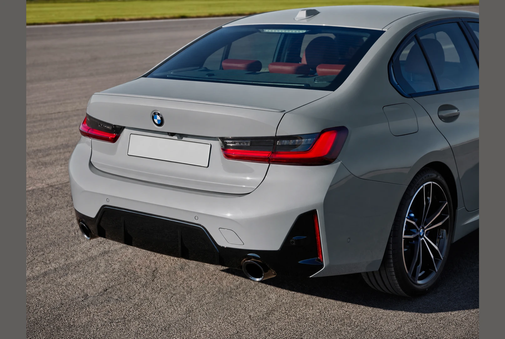 BMW 3 Series, photo 2 of 6