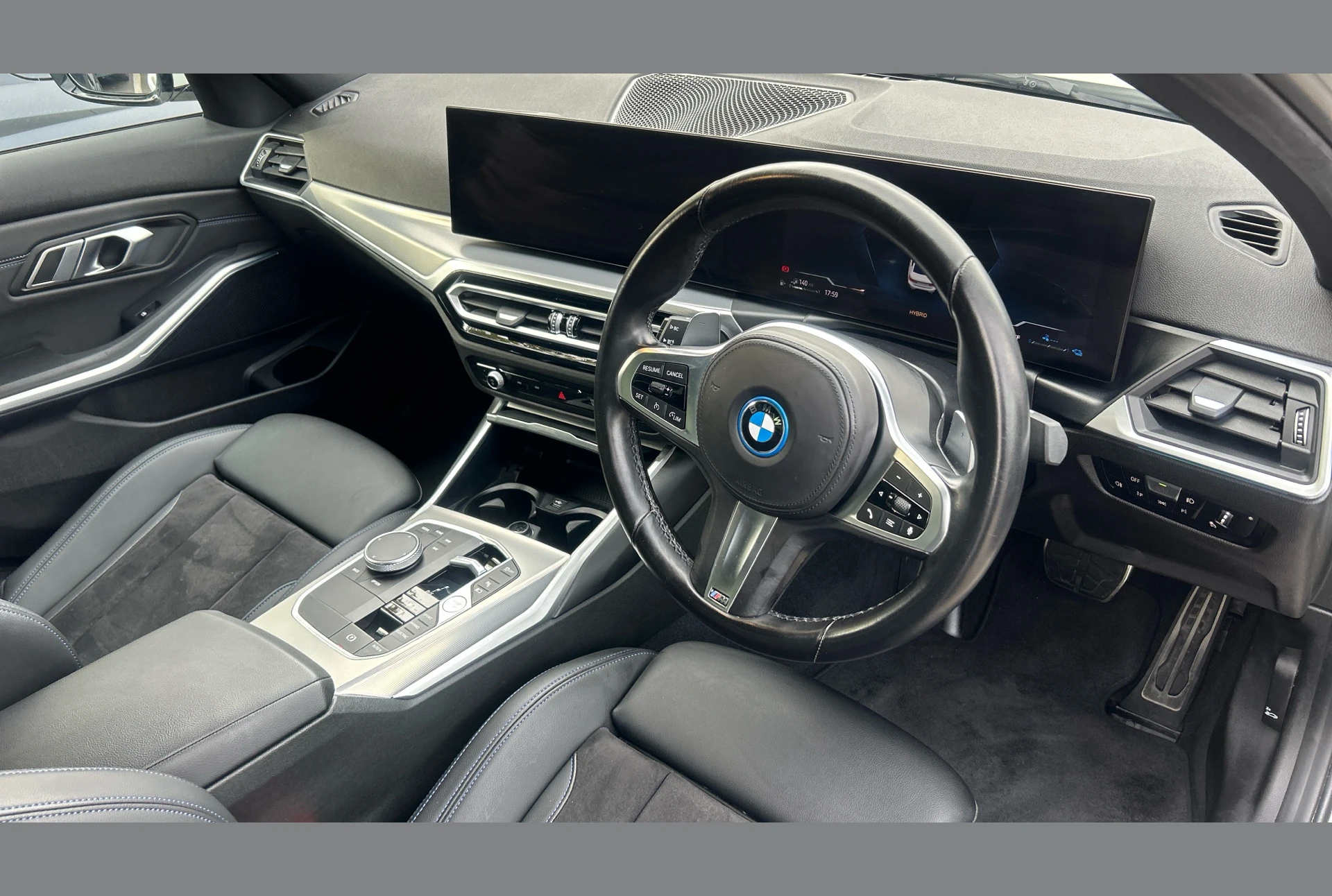 BMW 3 Series, photo 5 of 6