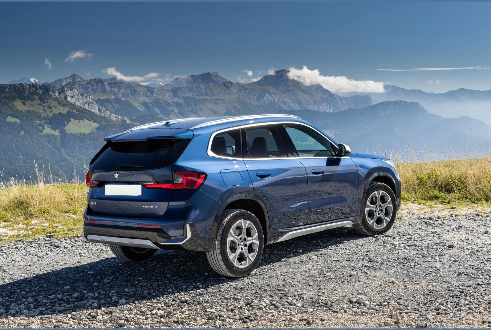 BMW X1, photo 2 of 6