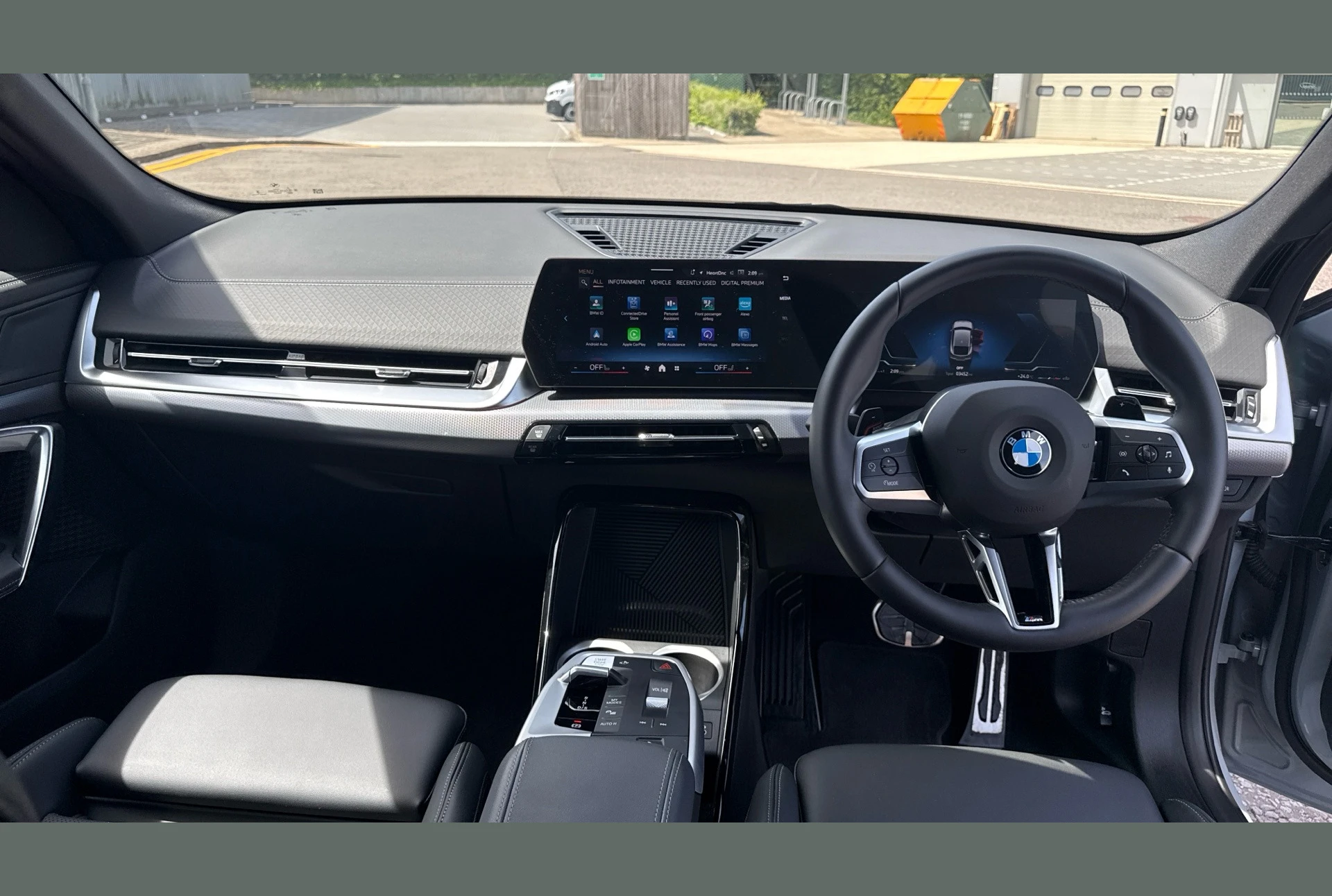 BMW X2, photo 4 of 6