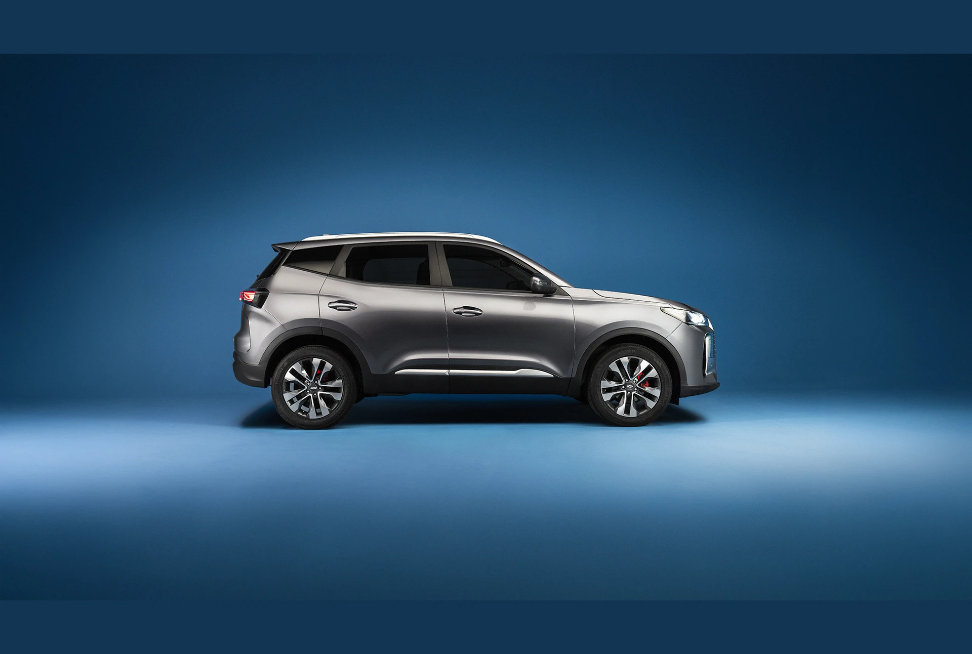 Chery Tiggo Cross, photo 3 of 6