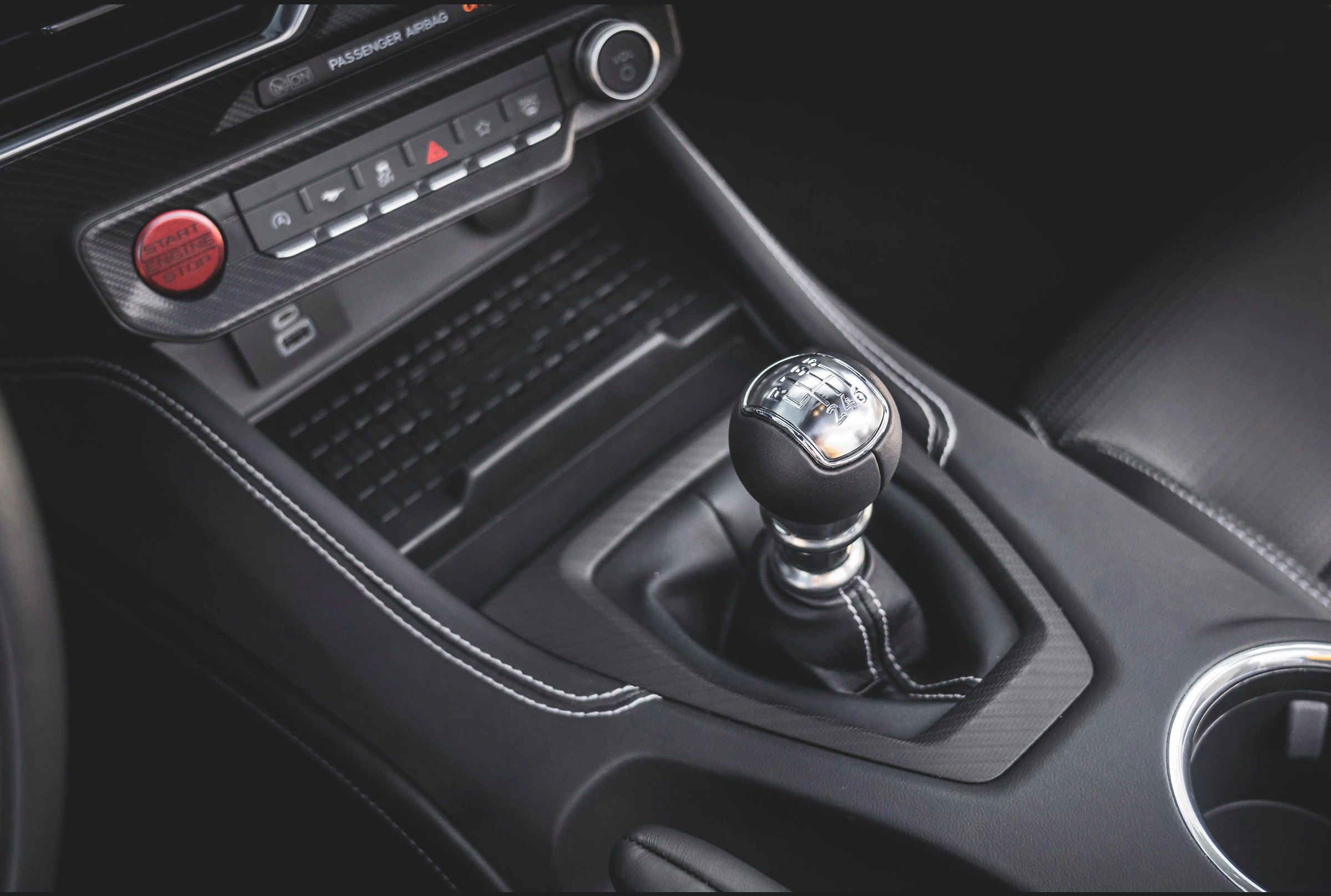 Ford Mustang, photo 6 of 6