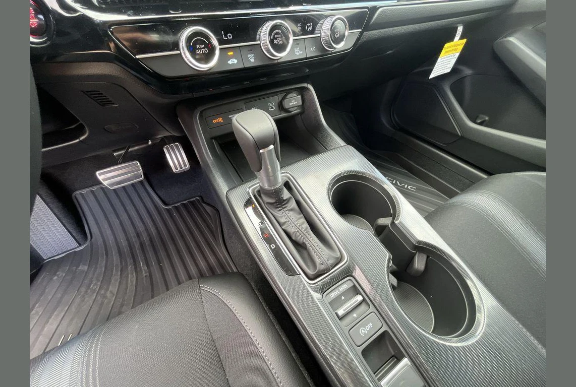 Honda Civic, photo 5 of 6