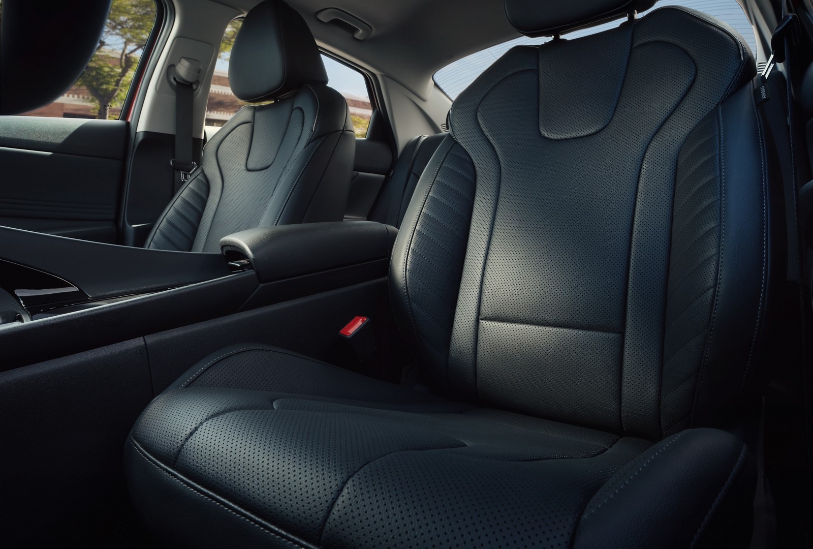 Hyundai Elantra, photo 5 of 6
