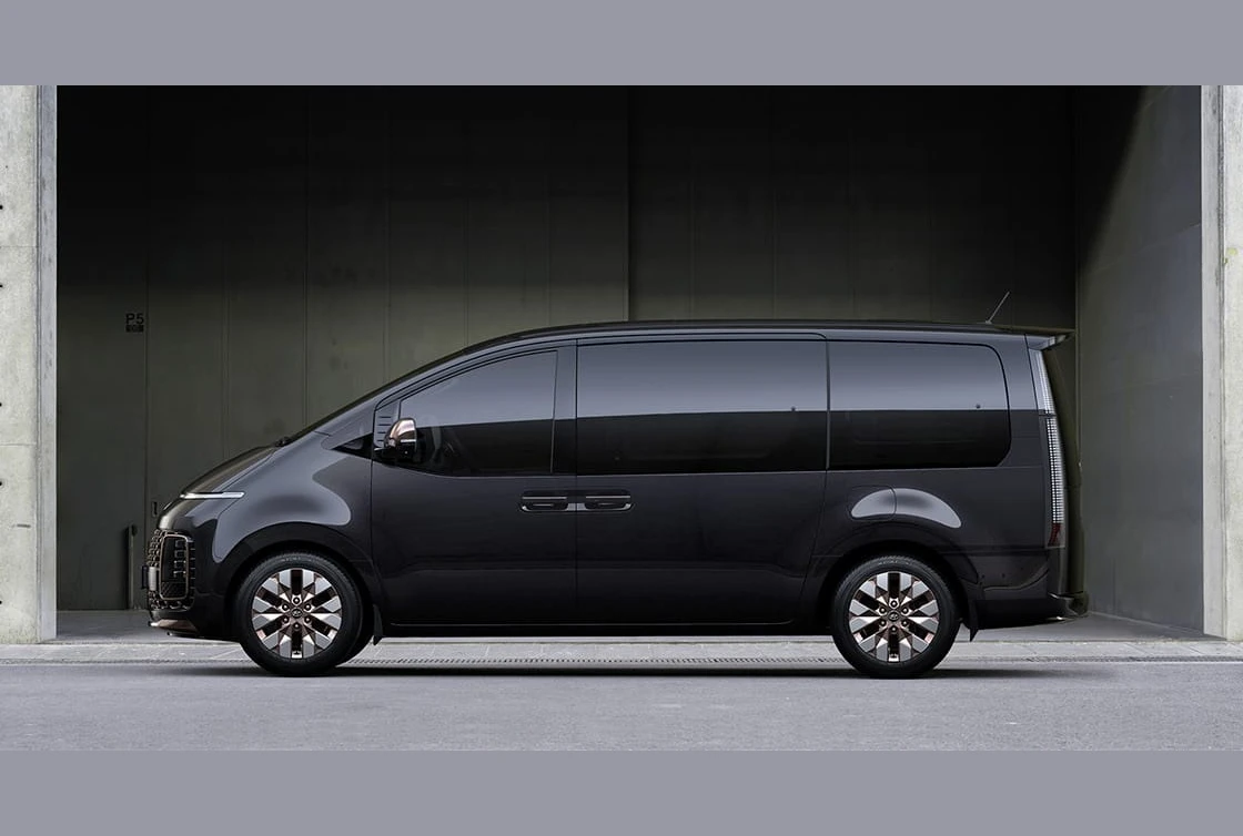 Hyundai Staria, photo 3 of 6