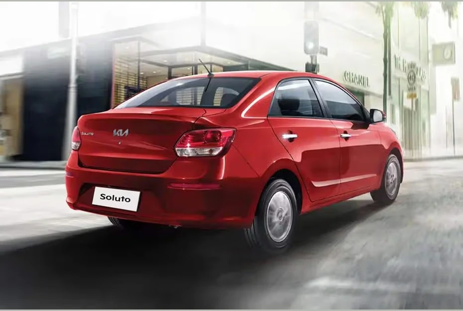 Kia Soluto, photo 2 of 6