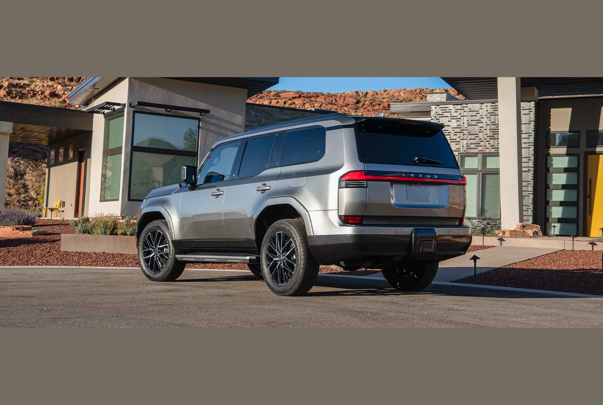 Lexus GX, photo 2 of 7