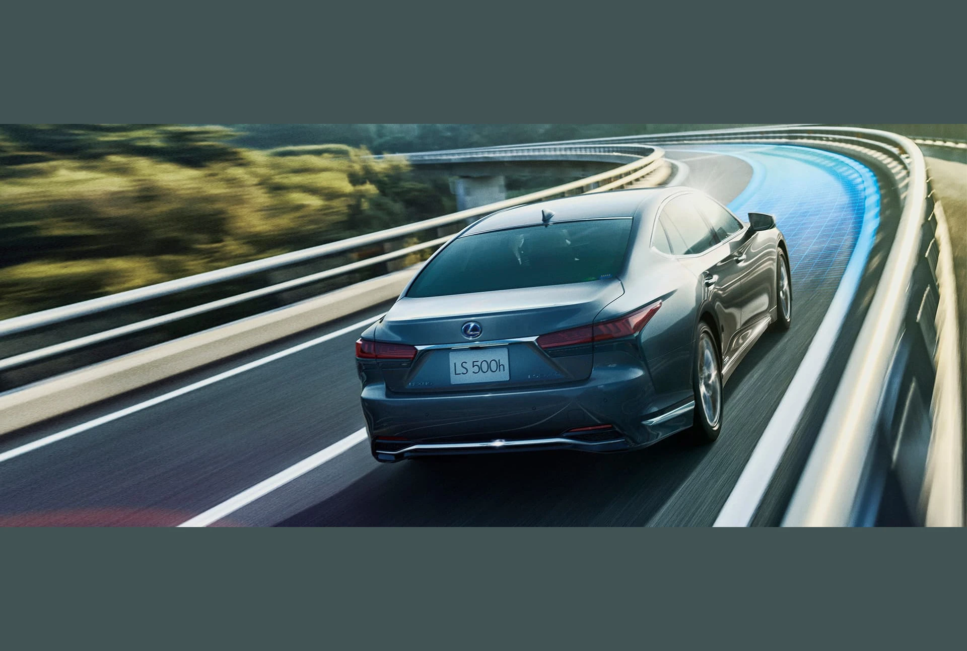 Lexus LS, photo 3 of 6