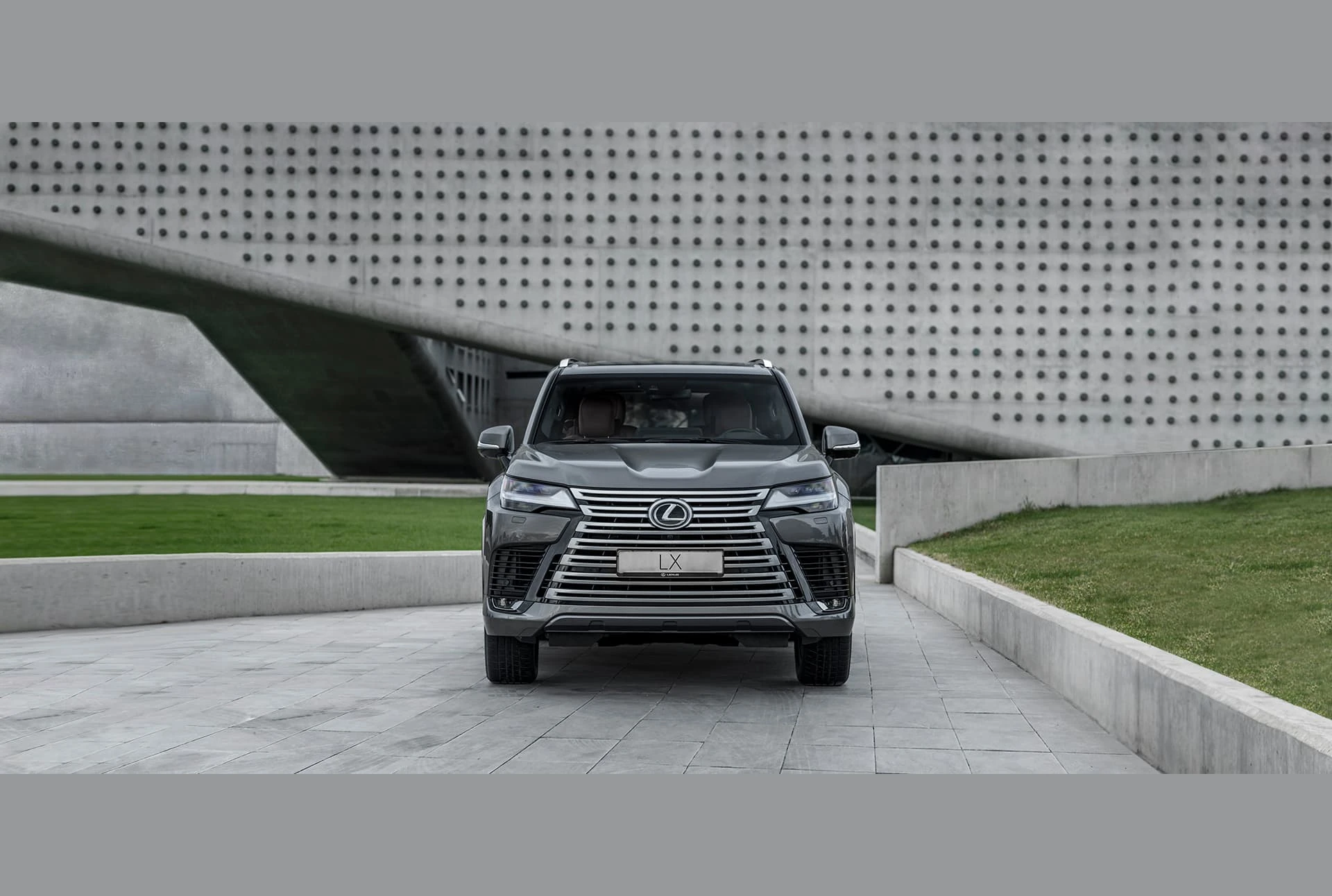 Lexus LX, photo 3 of 6
