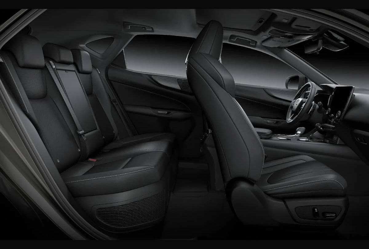 Lexus NX, photo 5 of 6