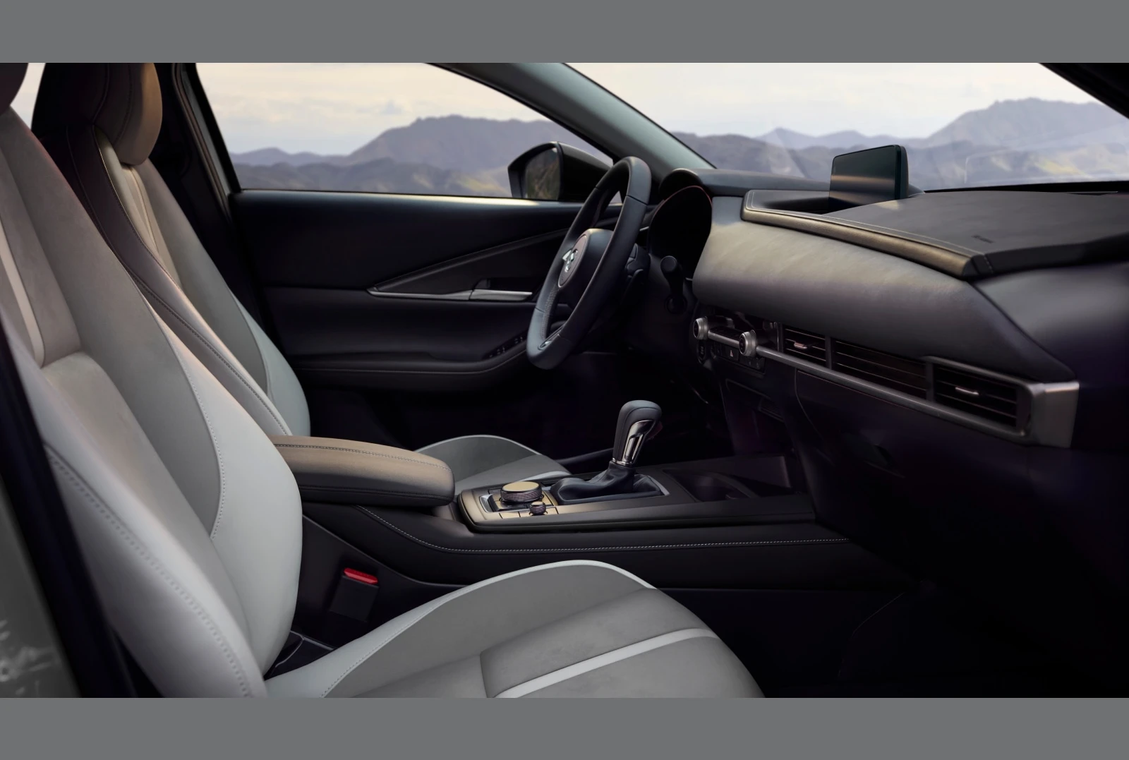 Mazda CX-30, photo 5 of 6