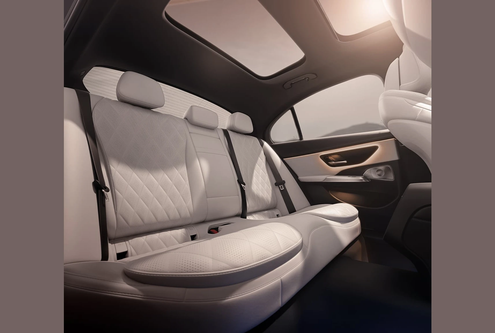Mercedes-Benz E-Class, photo 5 of 6