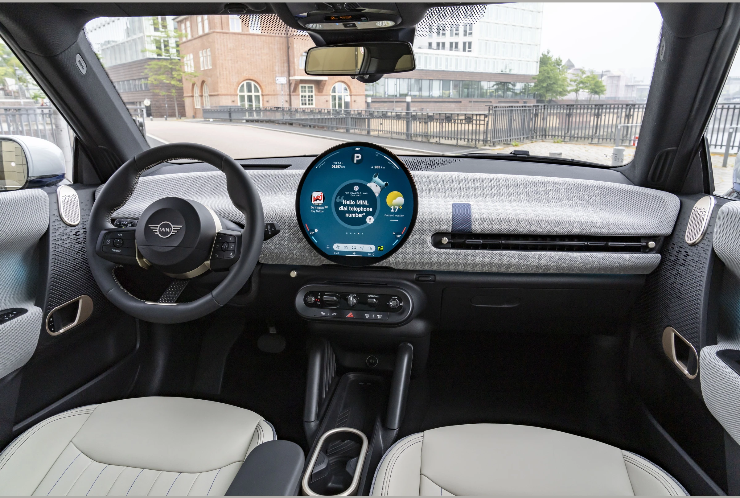 Mini Cooper SE, photo 4 of 6