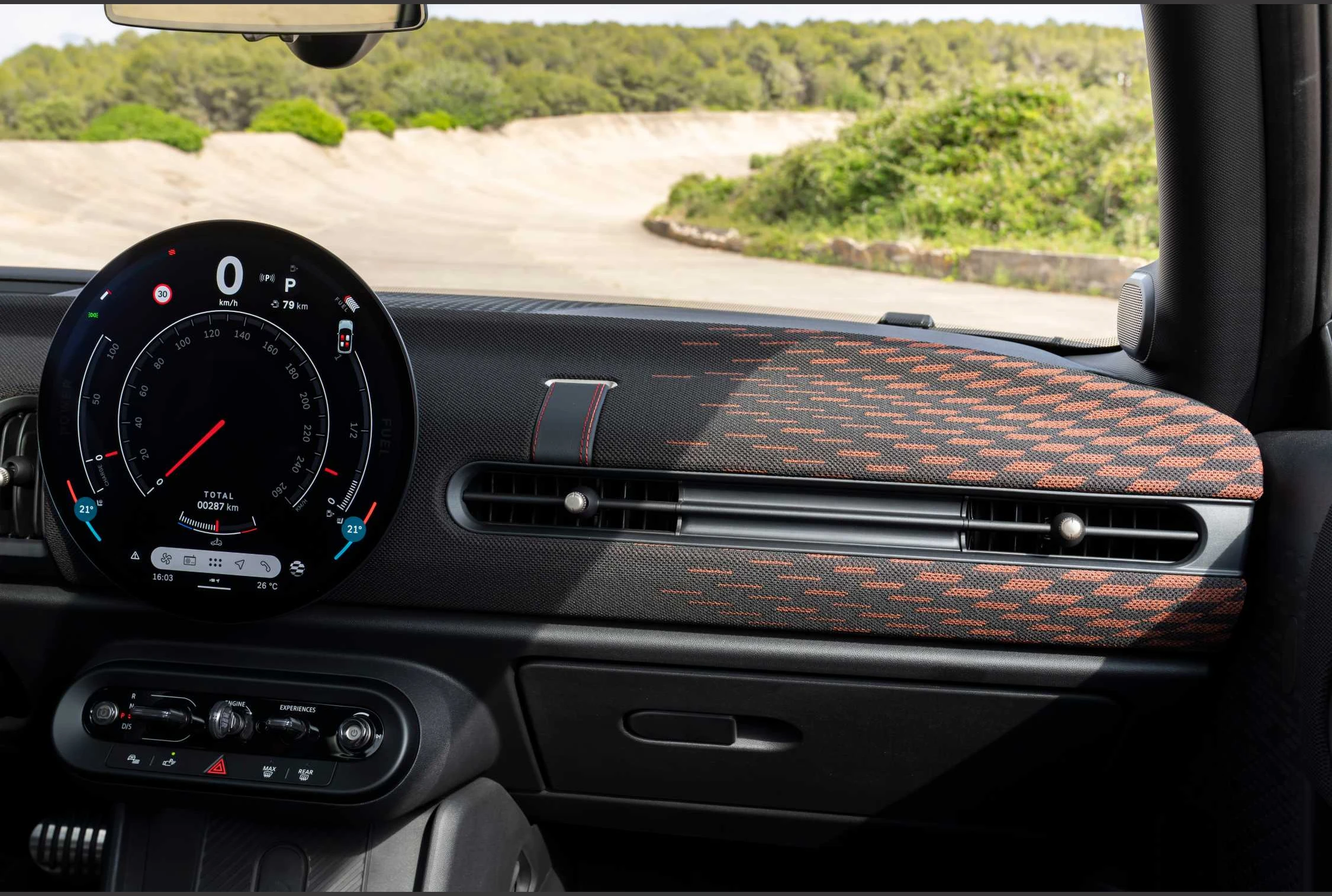 Mini JCW, photo 4 of 6