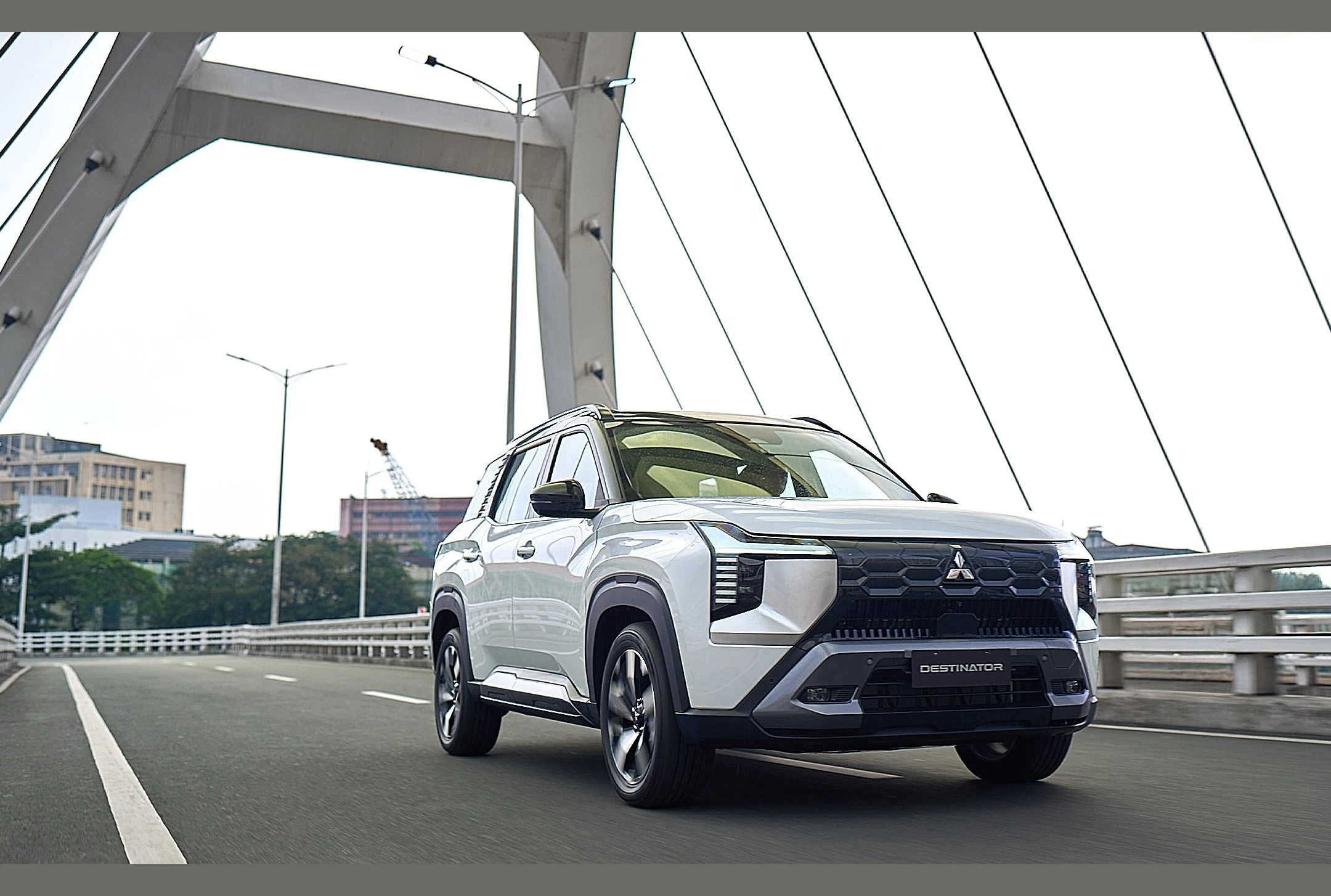 Mitsubishi Destinator