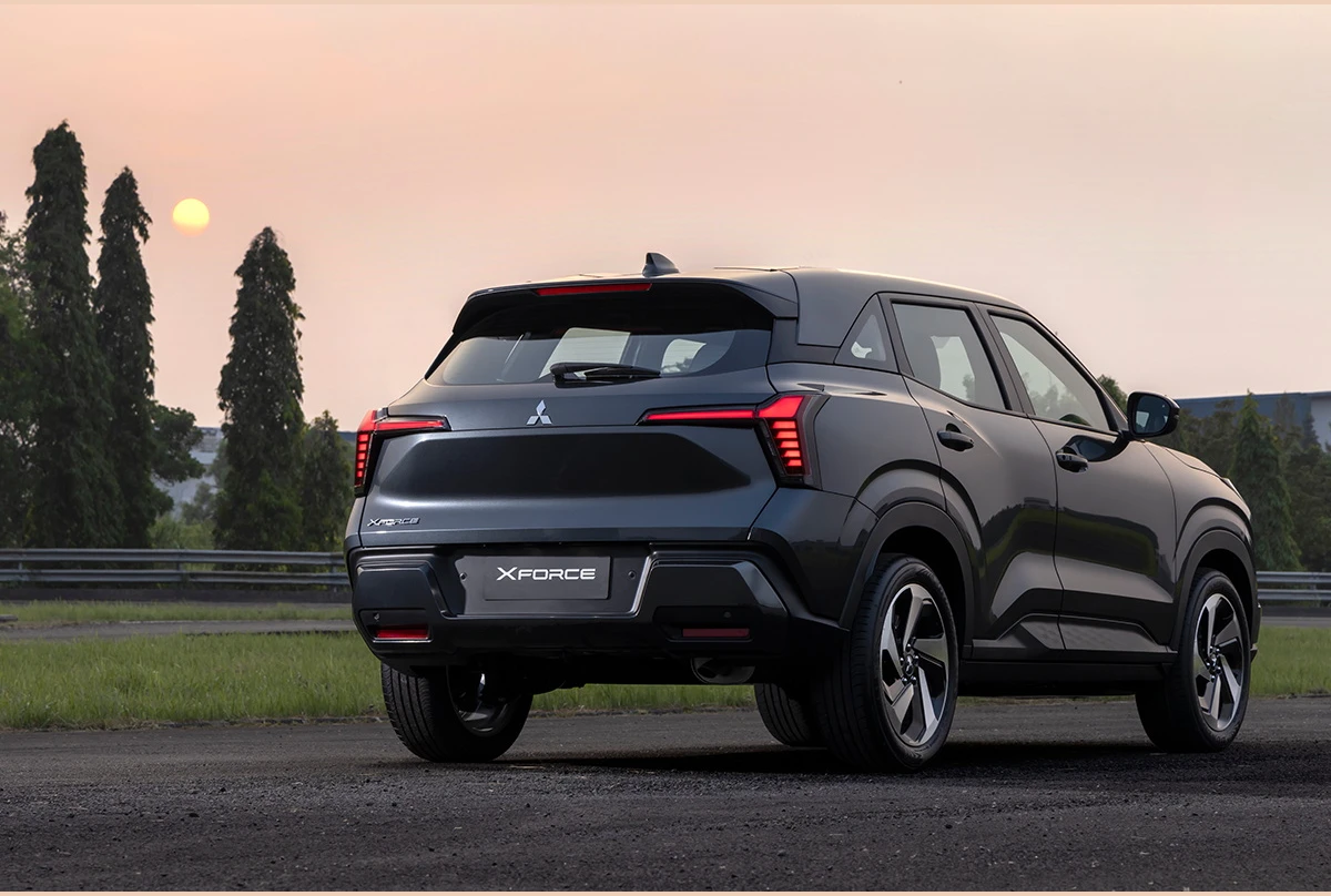 Mitsubishi XForce, photo 2 of 6