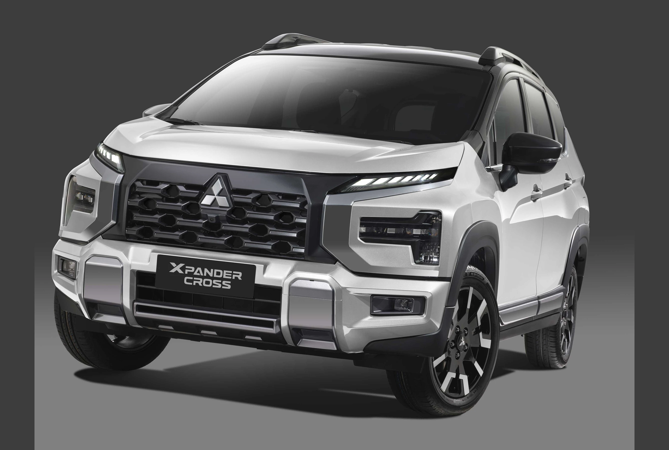 Mitsubishi Xpander Cross