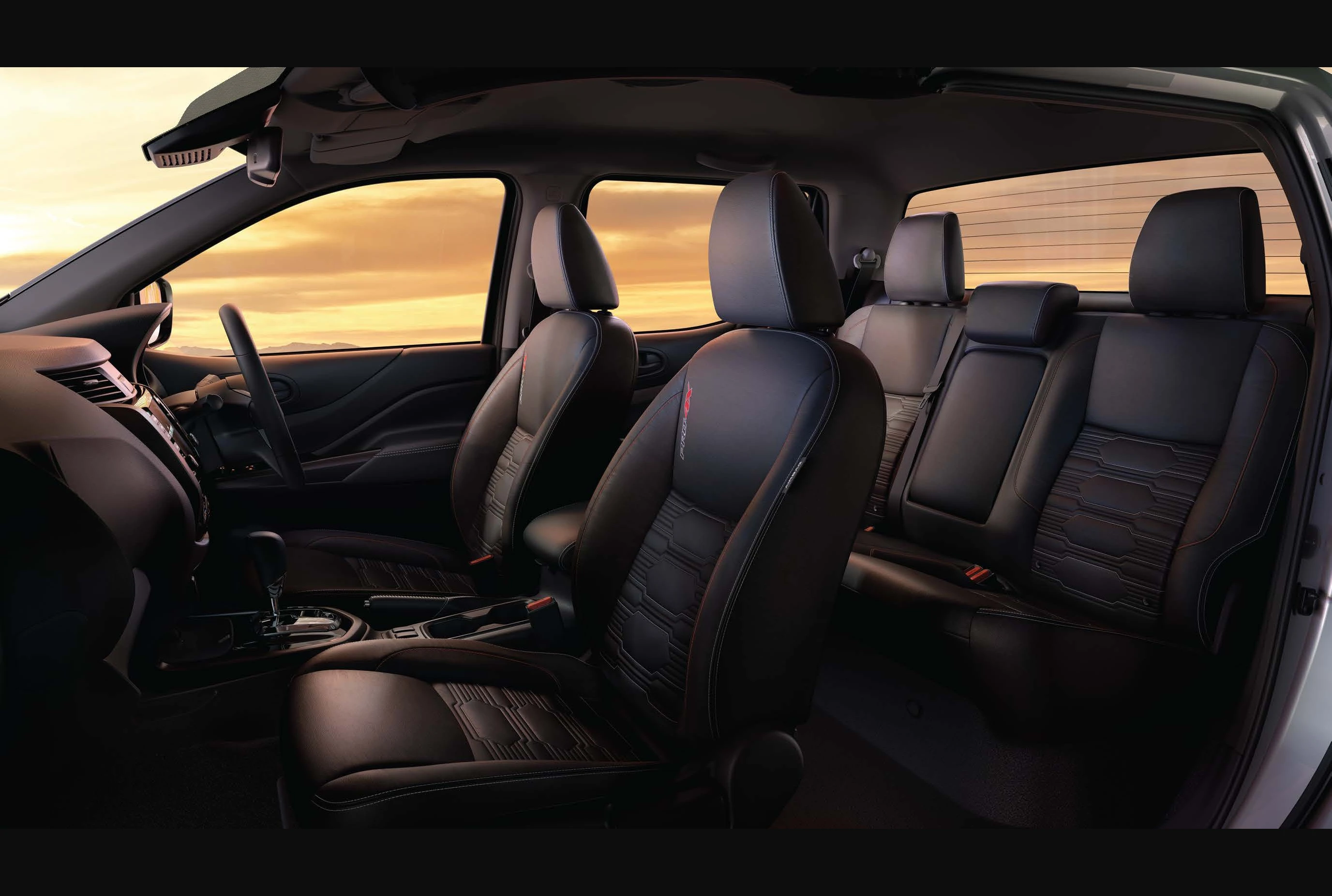 Nissan Navara, photo 6 of 6