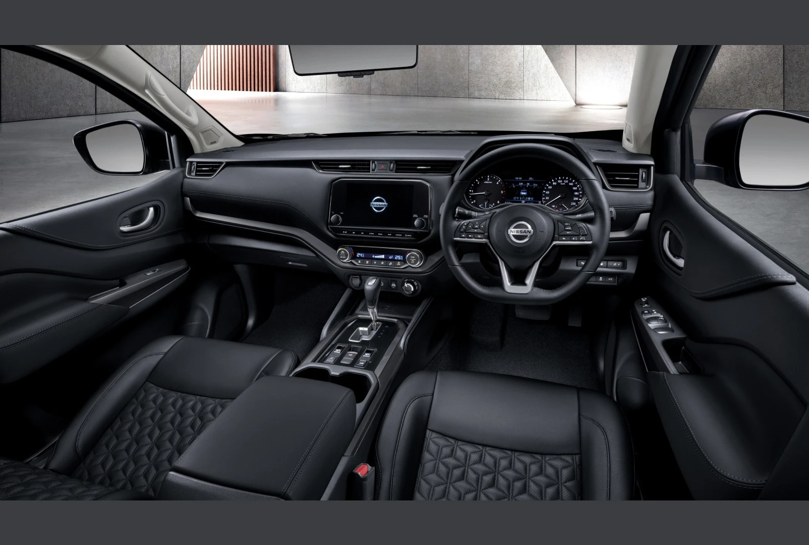 Nissan Terra, photo 4 of 6