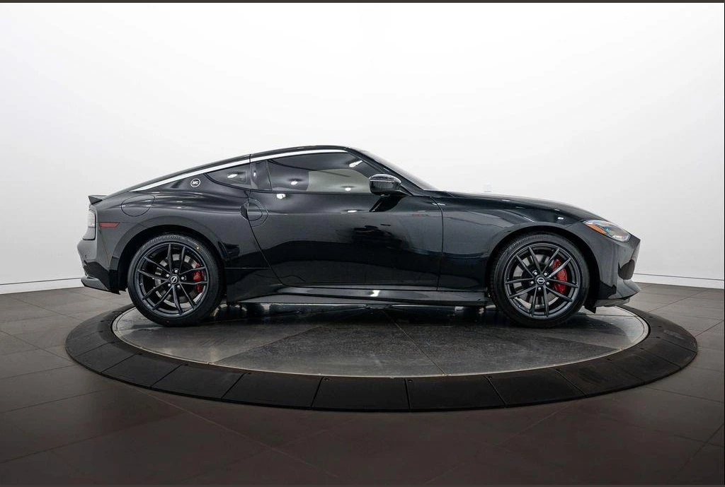 Nissan Z (400z), photo 3 of 6