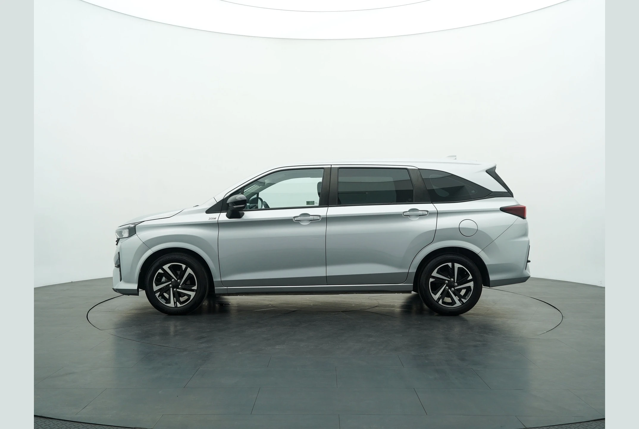 Perodua Alza, photo 3 of 6