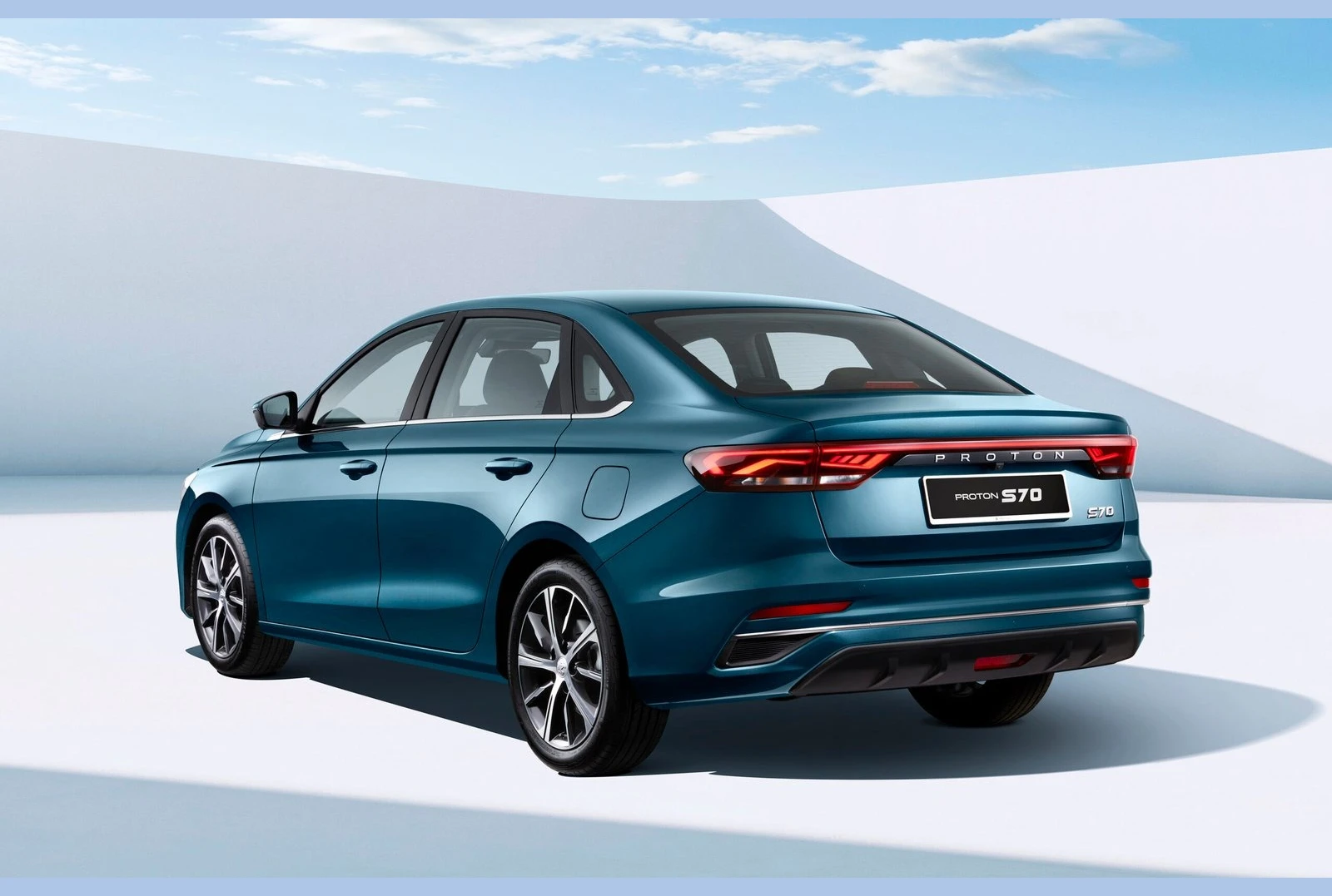 Proton S70, photo 2 of 6
