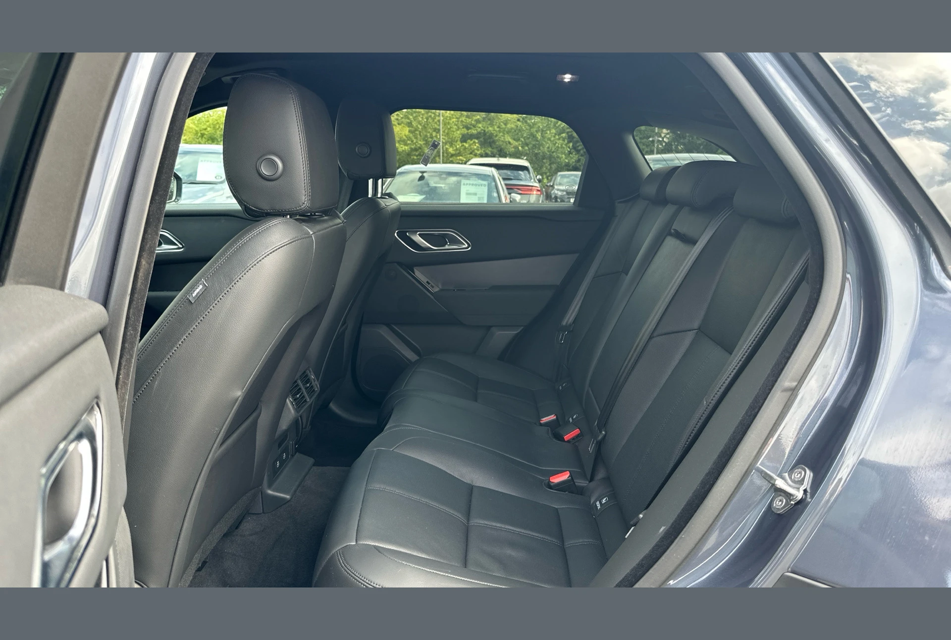 Range Rover Velar, photo 6 of 6