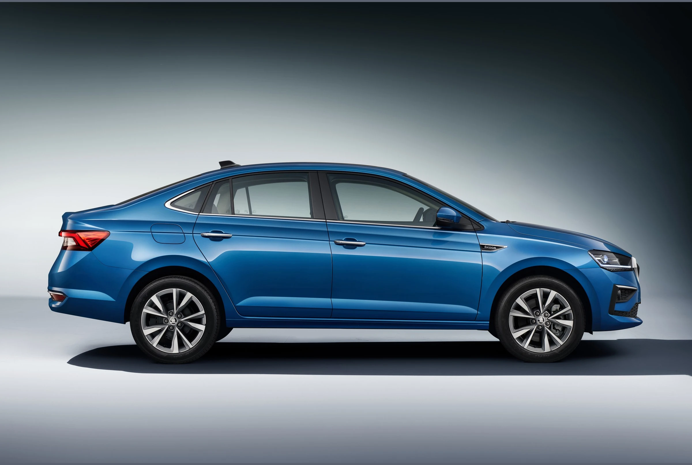Skoda Slavia, photo 3 of 6