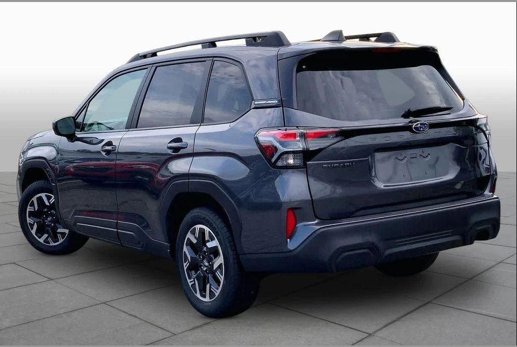 Subaru Forester, photo 2 of 6