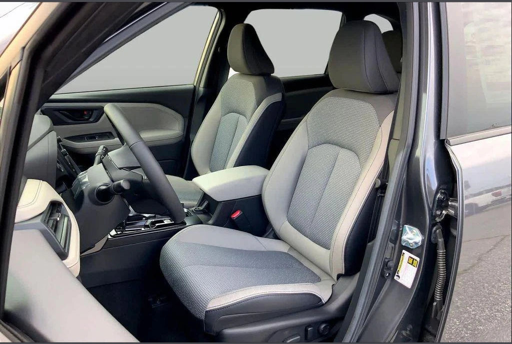 Subaru Forester, photo 6 of 6