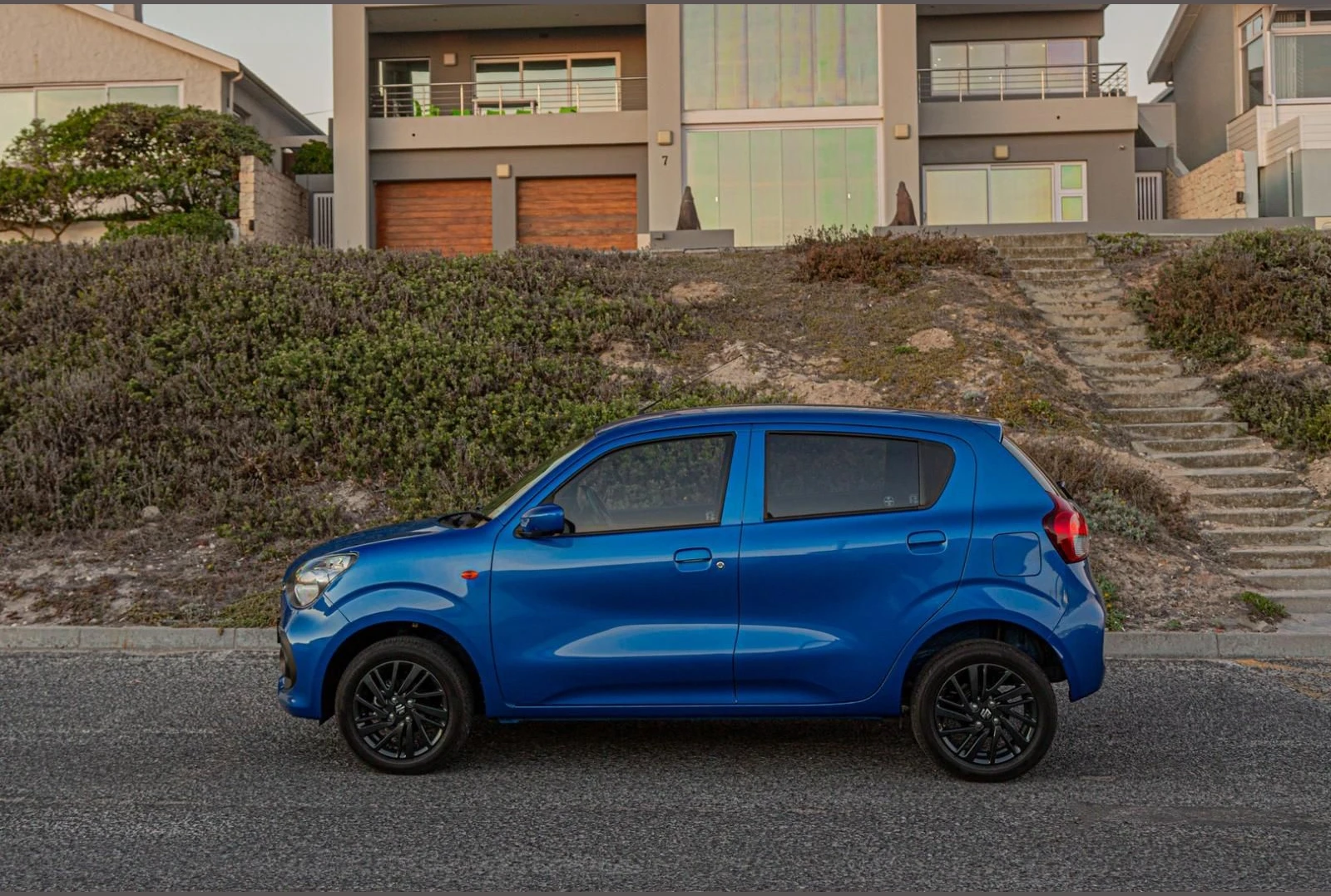 Suzuki Celerio, photo 3 of 6