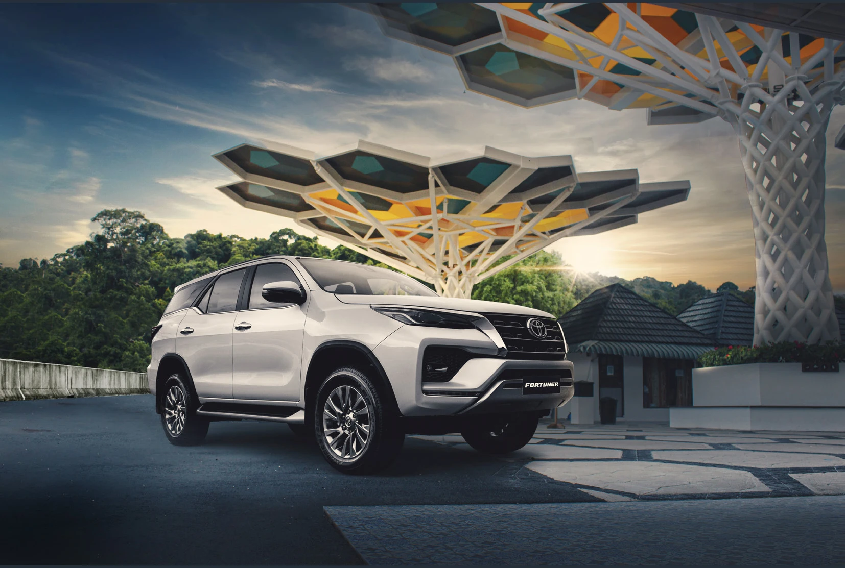 Toyota Fortuner, photo 2 of 6
