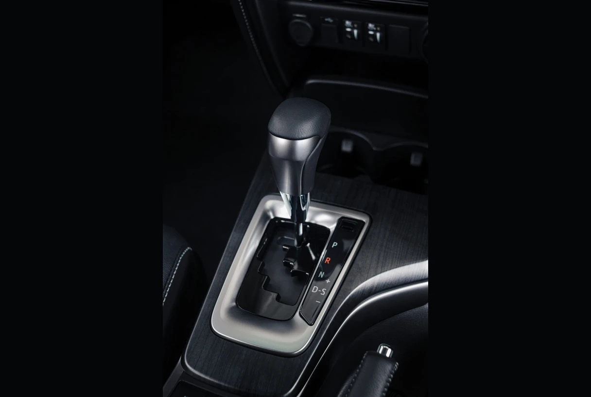 Toyota Fortuner, photo 5 of 6