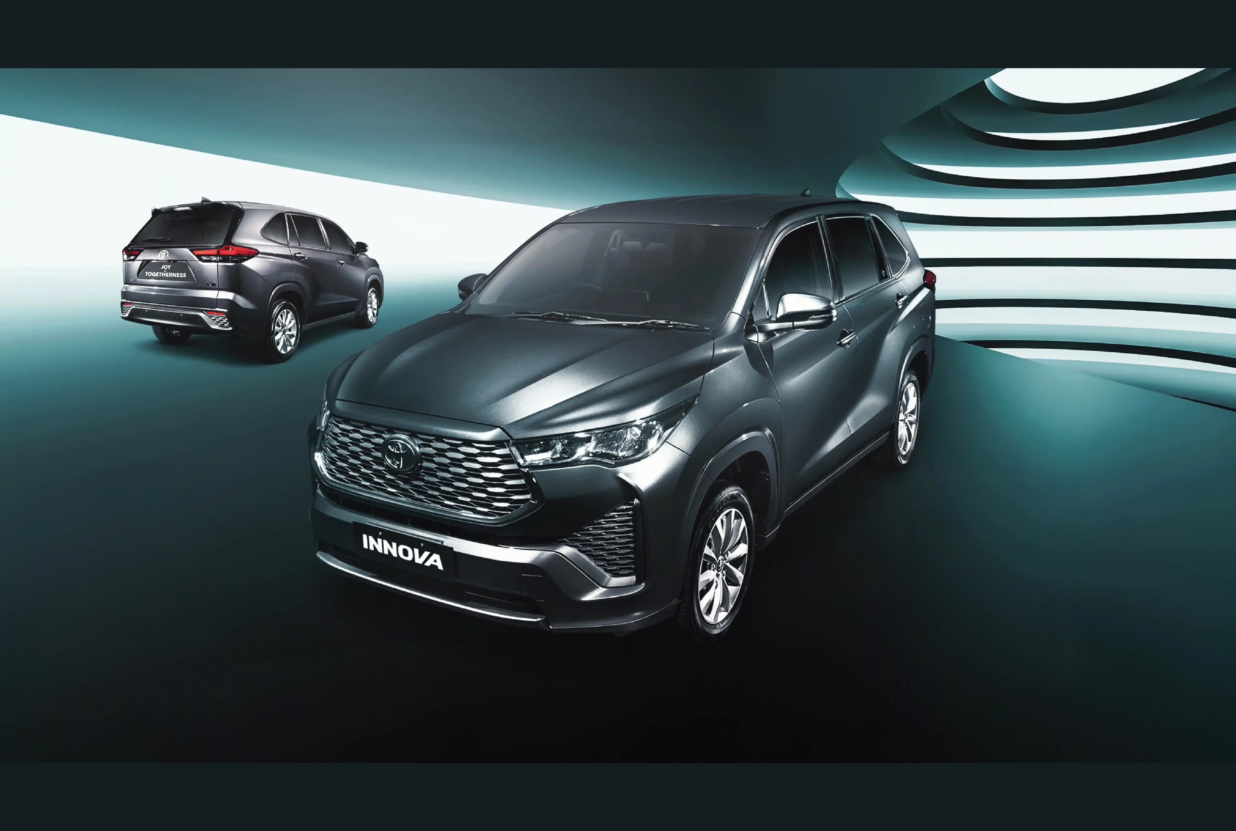 Toyota Innova, photo 2 of 6