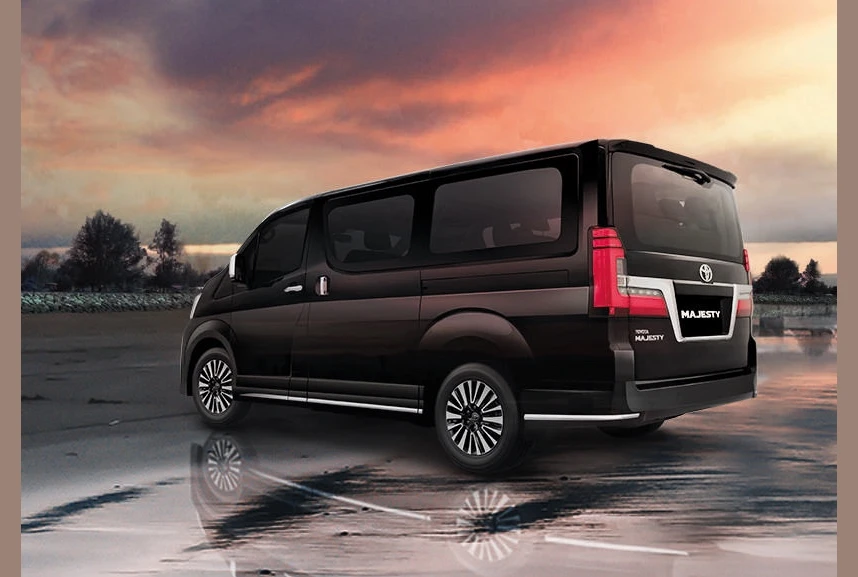 Toyota Majesty, photo 4 of 5