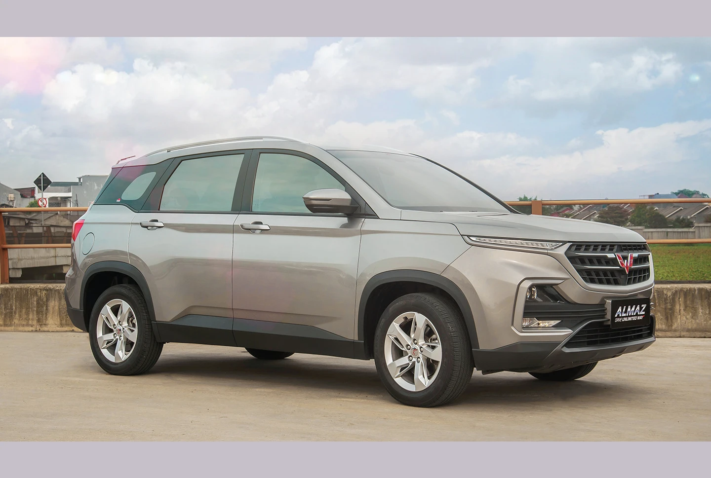 Wuling Almaz, photo 3 of 6