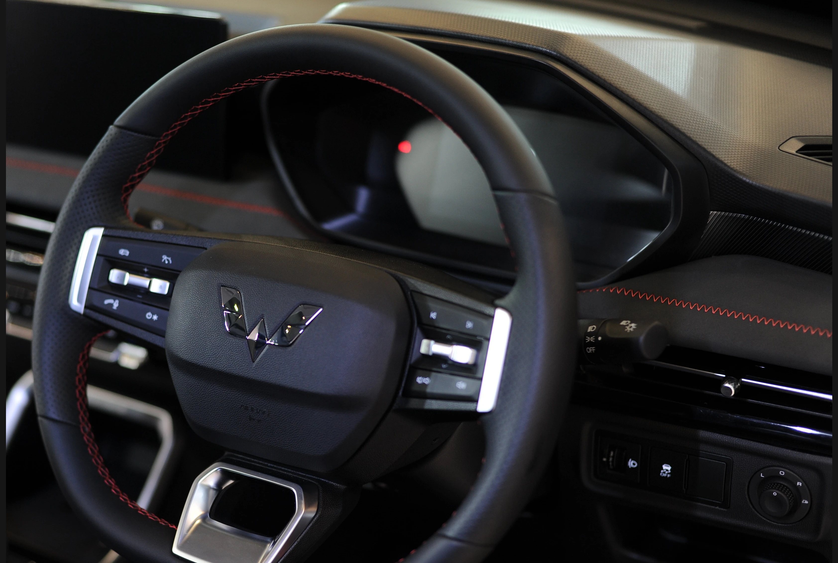 Wuling Alvez, photo 4 of 6
