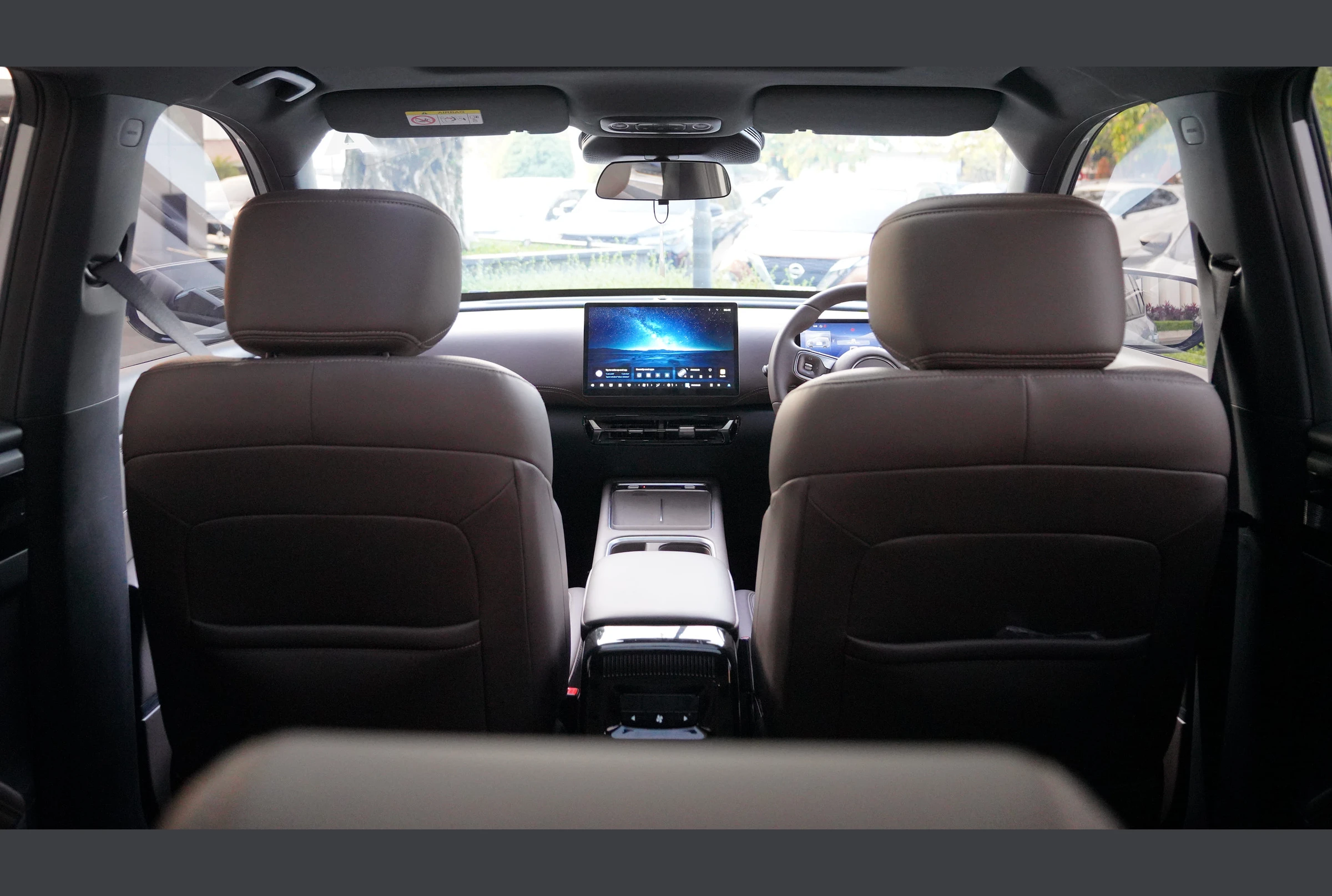 Wuling Eksion, photo 3 of 5